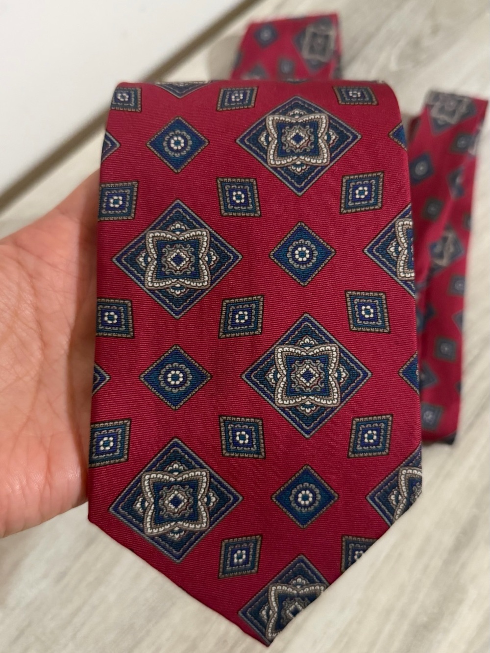 Christian Dior Men’s Tie Silk Maroon